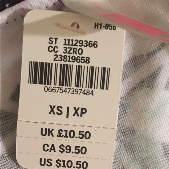 NWT Pink Victoria’s Secret - Picture 3 of 5